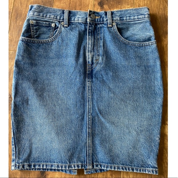 Levi’s Jean Skirt with Bows - Picture 2 of 2